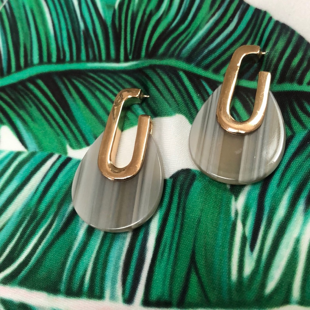 ✨ Gold & Grey Earrings ✨